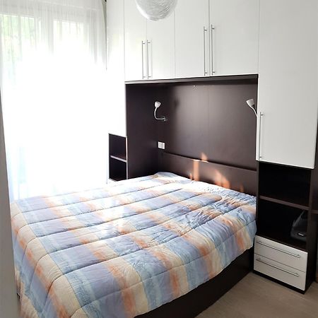 Residence Olivi - Panorama Lake View, Pool, Terrace, Garden, Wifi توسكولانو ماديرنو المظهر الخارجي الصورة